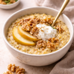 Ayurveda Frühstück Milchreis mit Birnen und Walnüssen